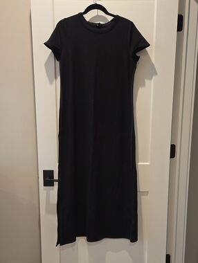 Talbots Black Short-Sleeve Crewneck Maxi Dress